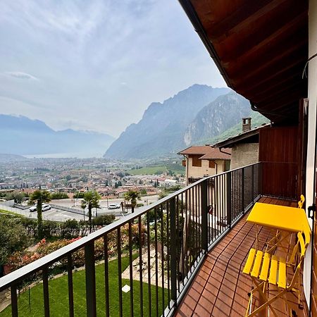 Eco Garda Hill Apartamento Tenno Exterior foto