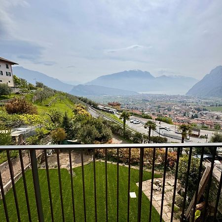 Eco Garda Hill Apartamento Tenno Exterior foto