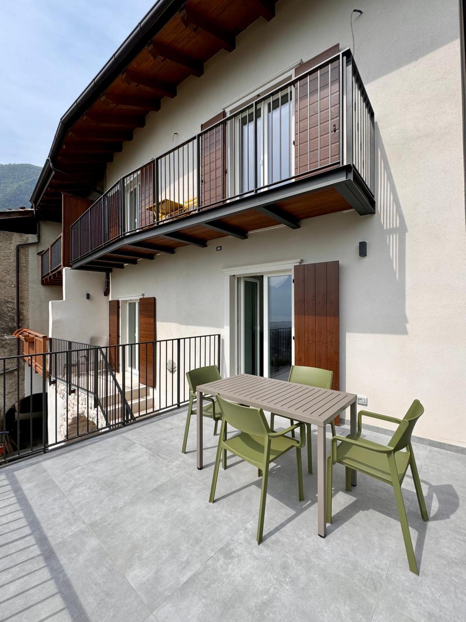 Eco Garda Hill Apartamento Tenno Exterior foto