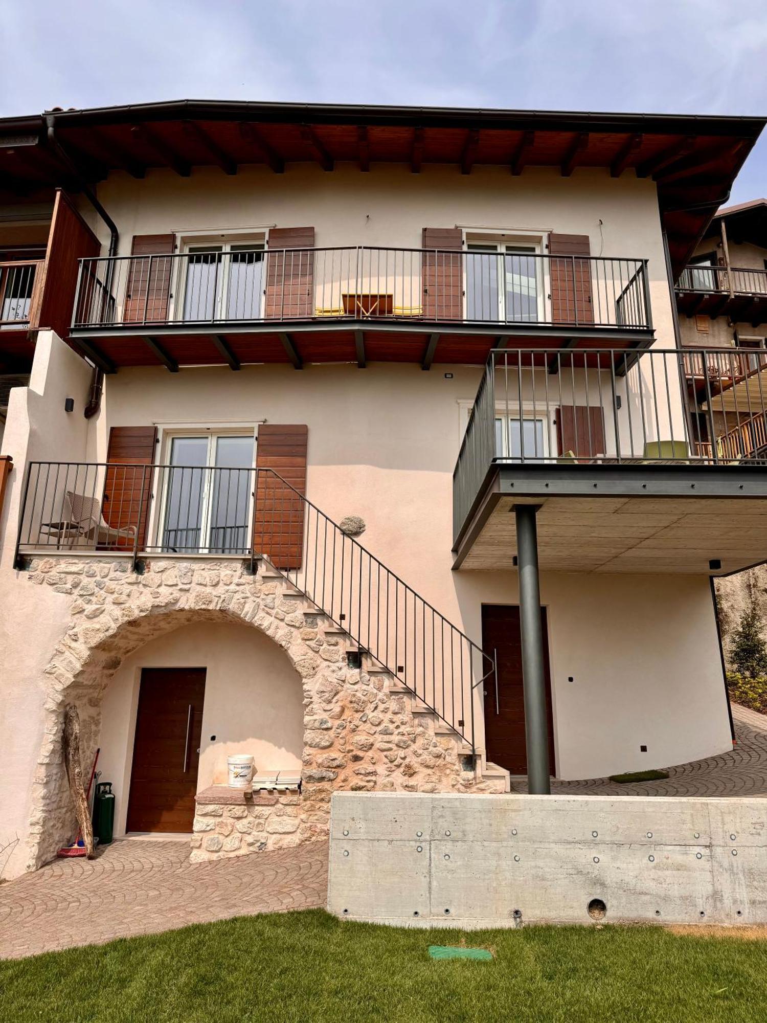 Eco Garda Hill Apartamento Tenno Exterior foto